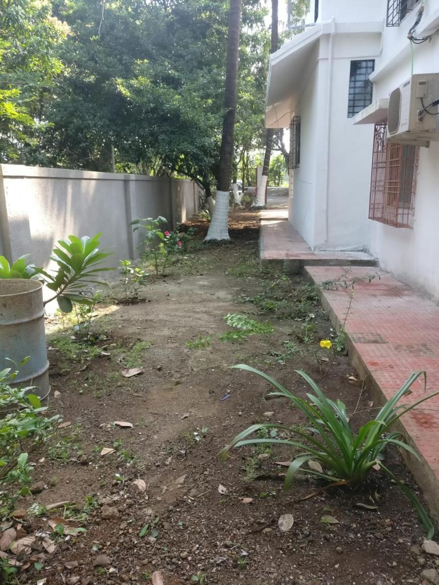 Krushna Kunj Holiday Home Alībāg Exterior foto